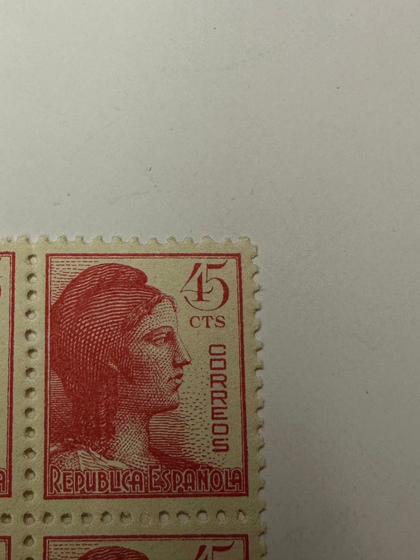 Edifil 752 (45 cents)