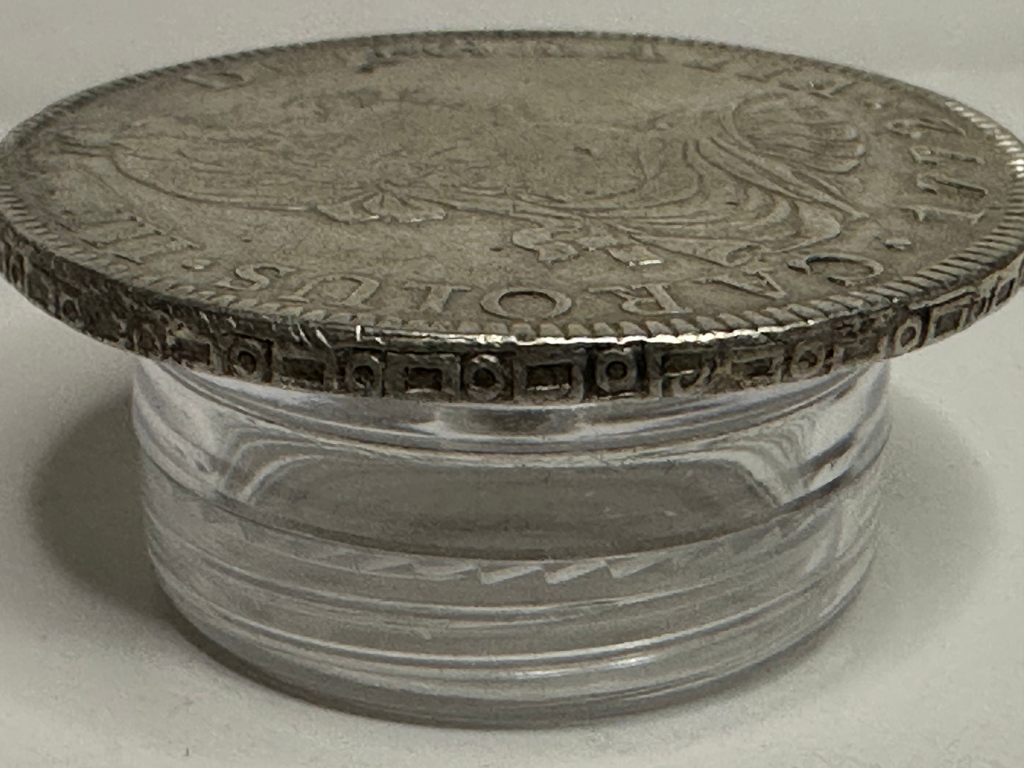 8 reales Carlos 3 1772 Mexico Invertidos
